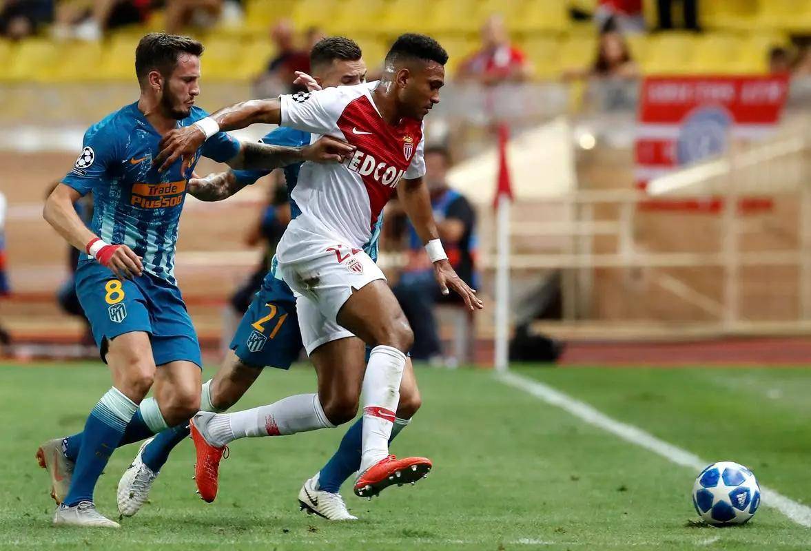 意大利杯赛程吃紧，巴黎圣日耳曼窗口期远射贴柱，目标明确，更衣室氛围转暖(巴黎为什么叫圣日耳曼)