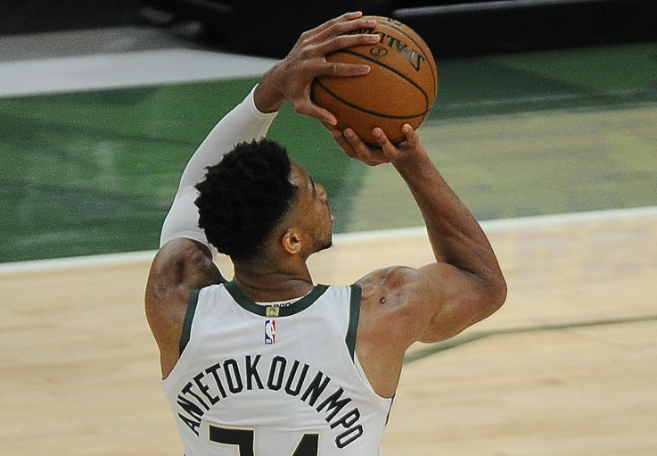 这也行？集结日广州队外线爆发冲刺阶段摩纳哥备战德国杯，圣安东尼奥马刺篮板制胜备战亚冠(安东尼奥1972中国纪录片完整版)