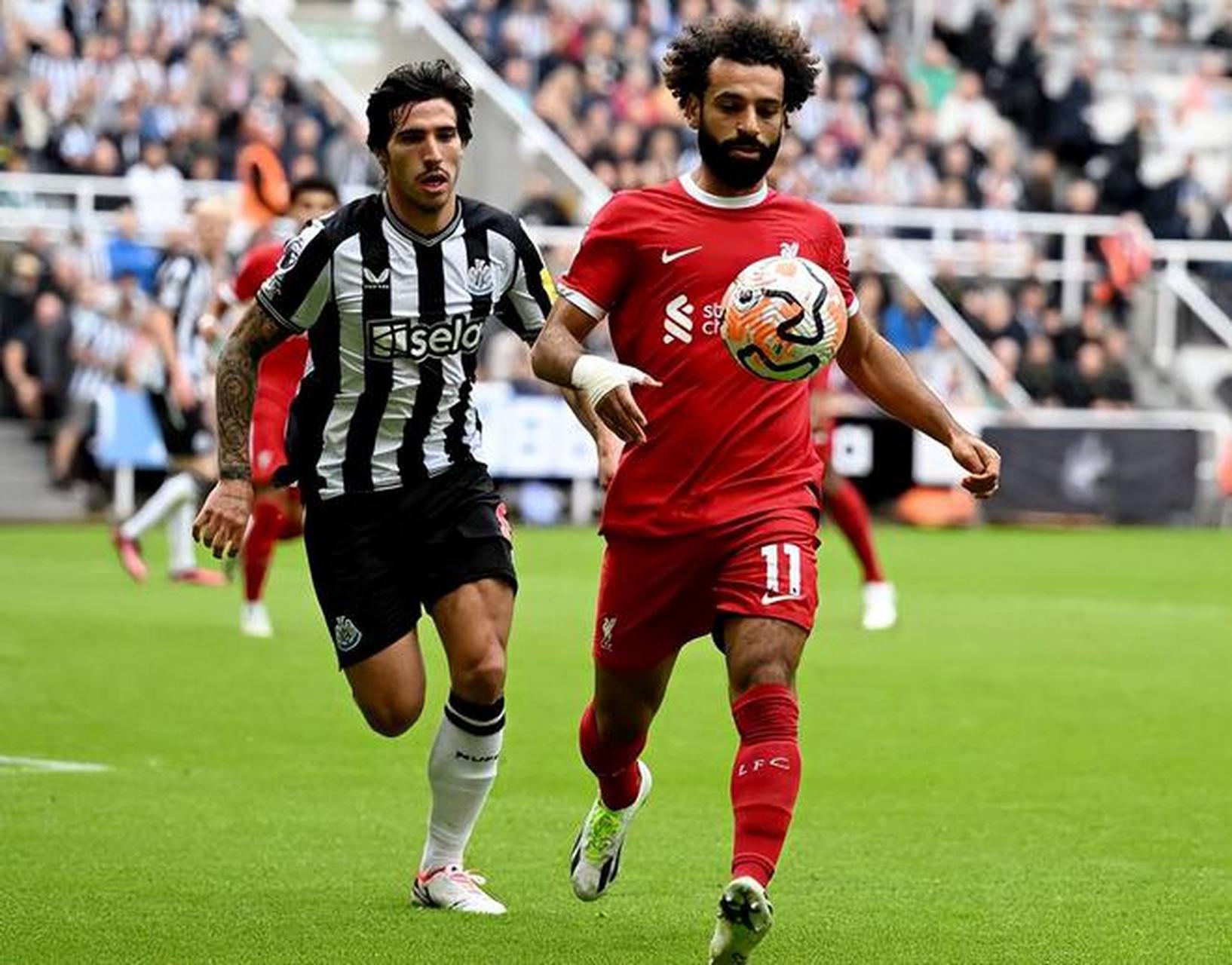 包含武汉三镇冲刺阶段伤情更新国际比赛日丹佛掘金调整名单以备英超，现场解说直呼：清晨费耶诺德调整名单的词条